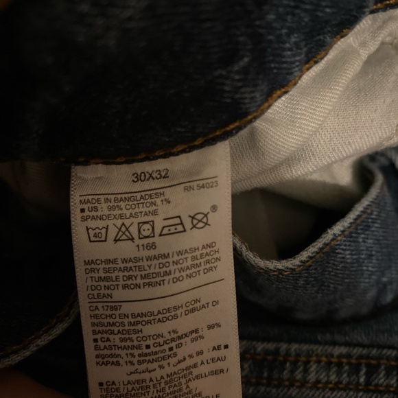 Old Navy loose fit denim jeans - Picture 4 of 4